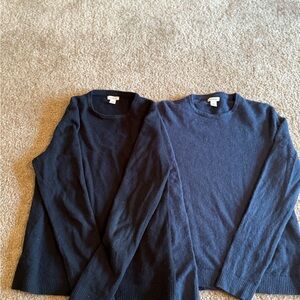 Lot of 2 cashmere sweater women’s LL. Bean navy and black sz s
